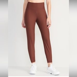 Old Navy size XL Powersoft joggers